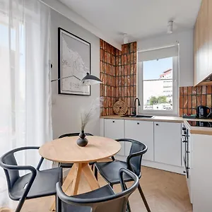 Aura 40 Center & Free Parking By Downtown , Гданьск Польша